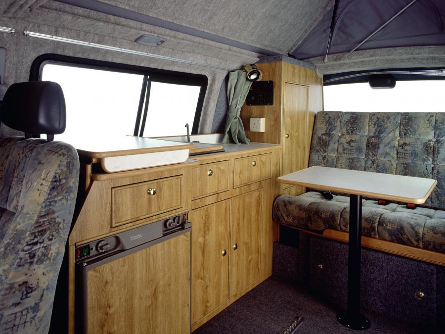  Toyota Hiace Devon Sunrise 1995 года  (фото 3 из 4)